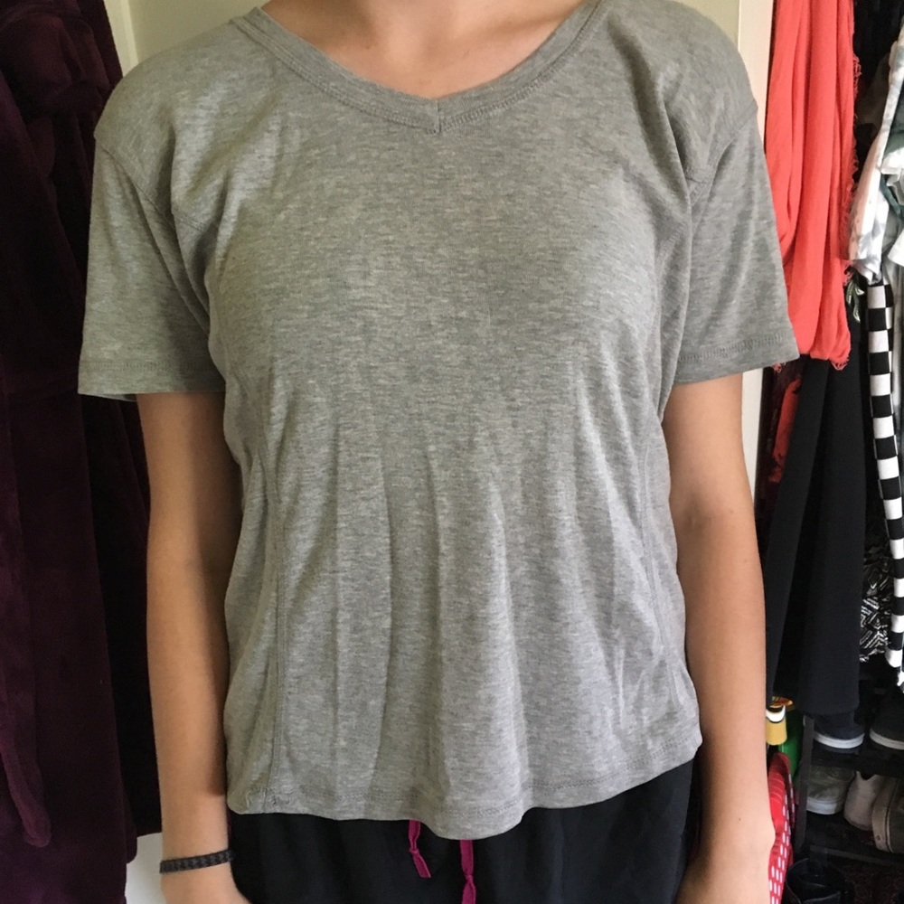 Basic tee